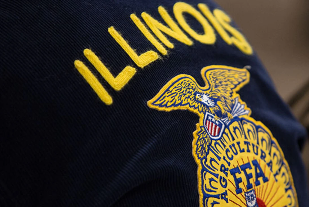 GROWMARK Foundation awards FFA jackets to Illinois students