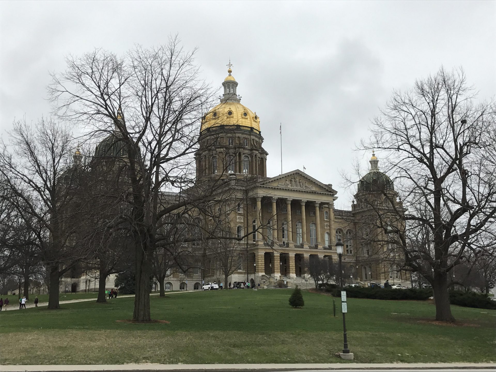 Early legislative debates touch core issues for Iowa farmers