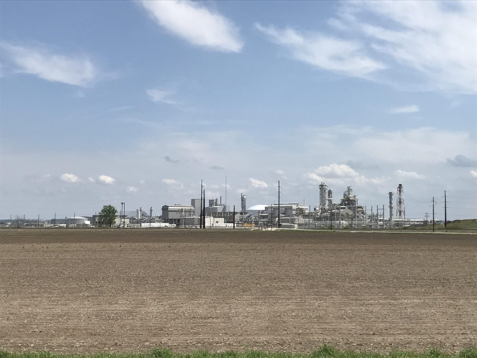 Threebilliondollar Iowa nitrogen fertilizer plant begins production