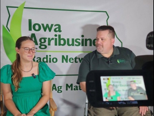 Iowa Dairy Princess passes crown at state fair